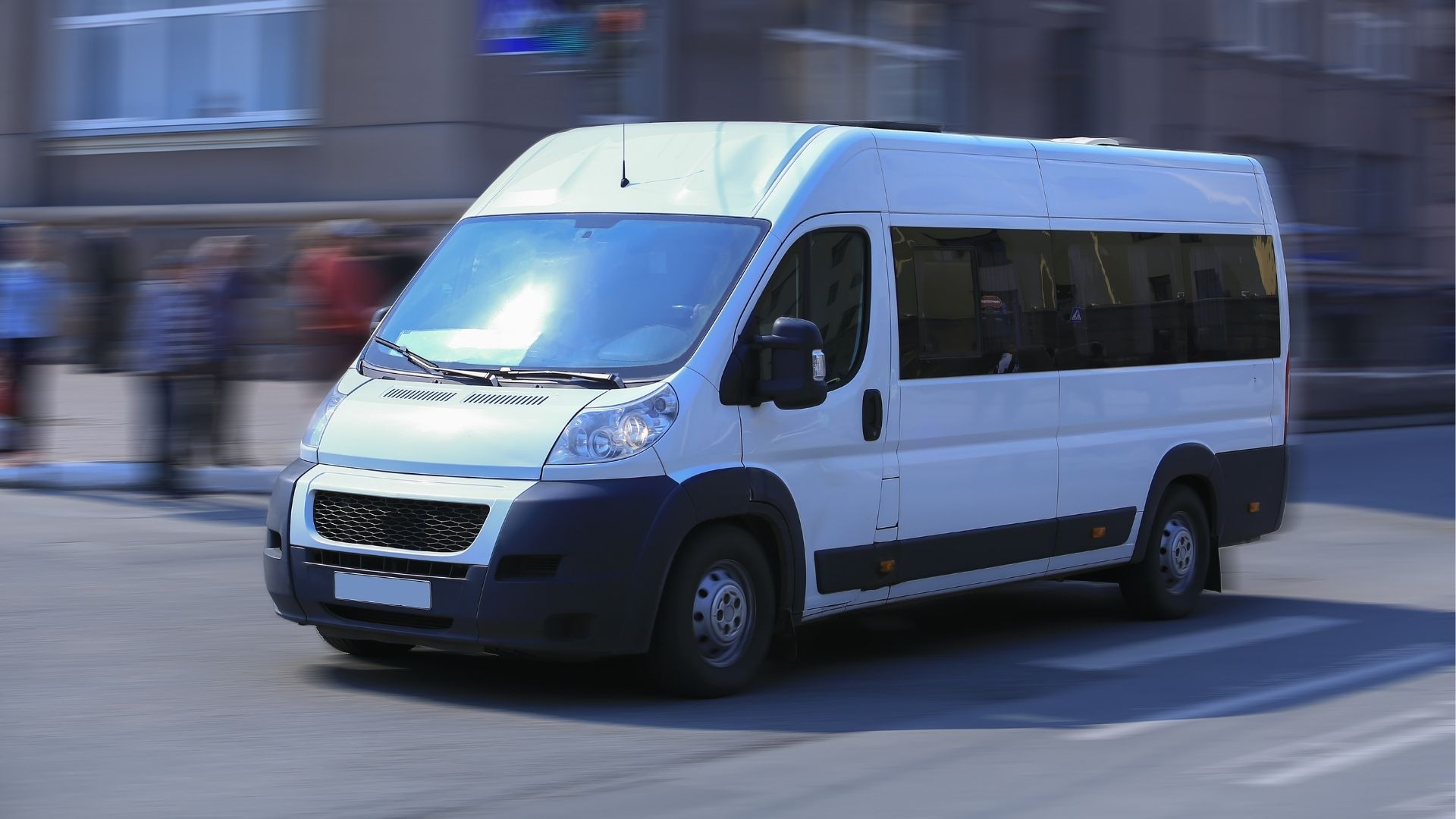 Öğrenci taşımacılığı için servis minibüsü